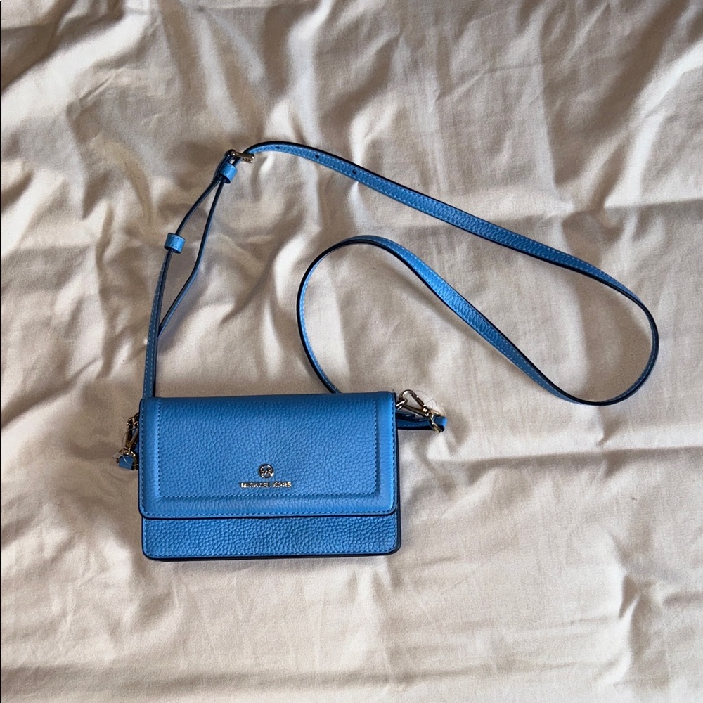 Michael Kors Light Blue Pebbled Leather Crossbody Wallet Purse NWOT